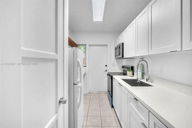 Photo - 401 SE 14th Ct Unit 3