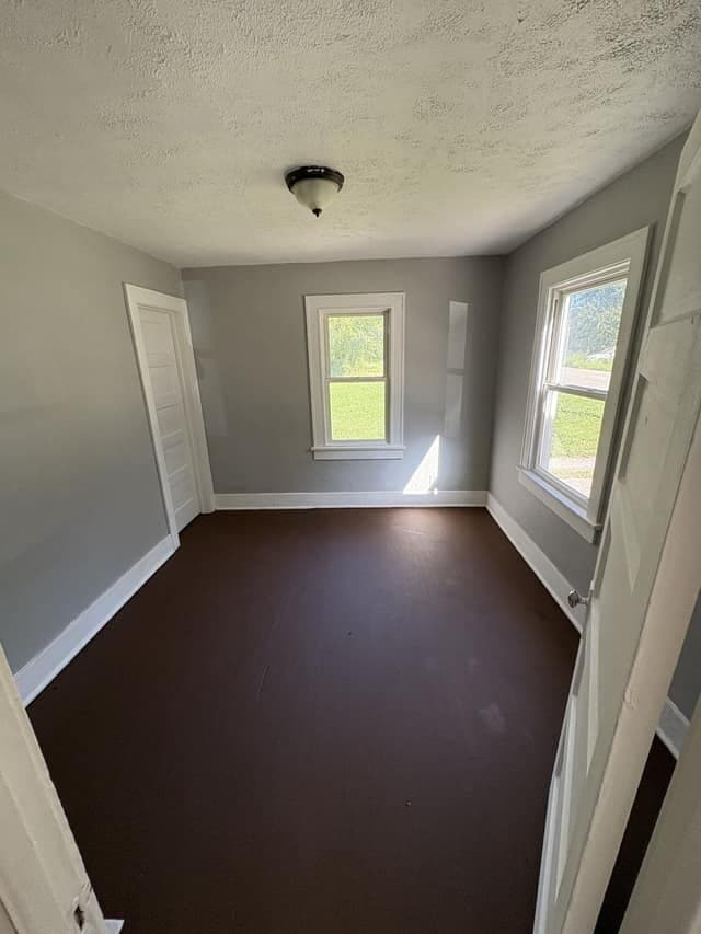 238 W Peoria Ave
