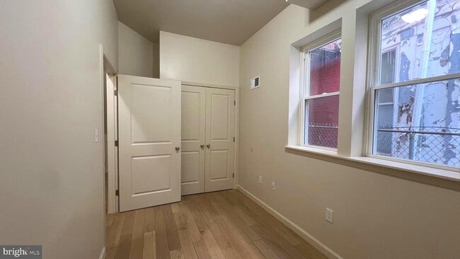 Photo - 1219 W Silver St