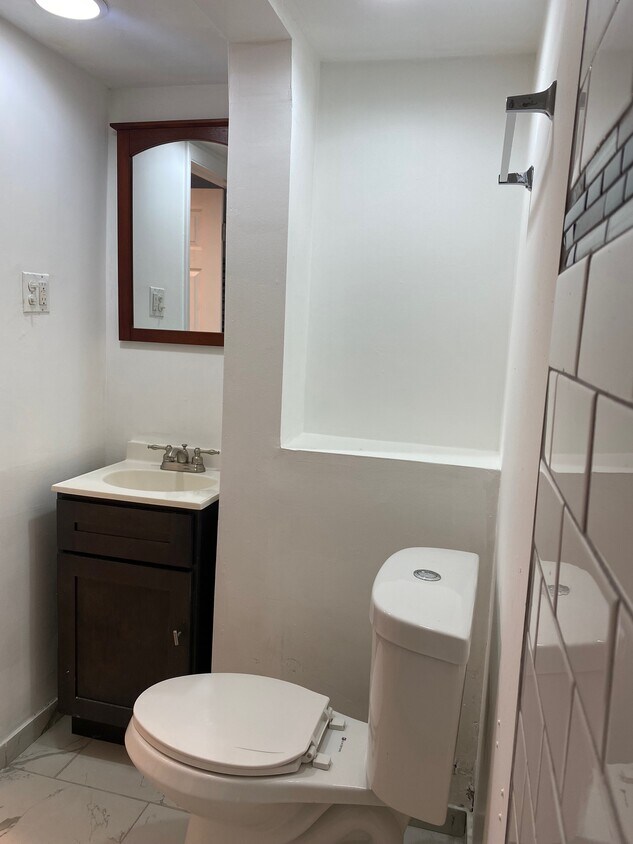 Bathroom - 1540 Fairview Ave (Willow Grove, PA)