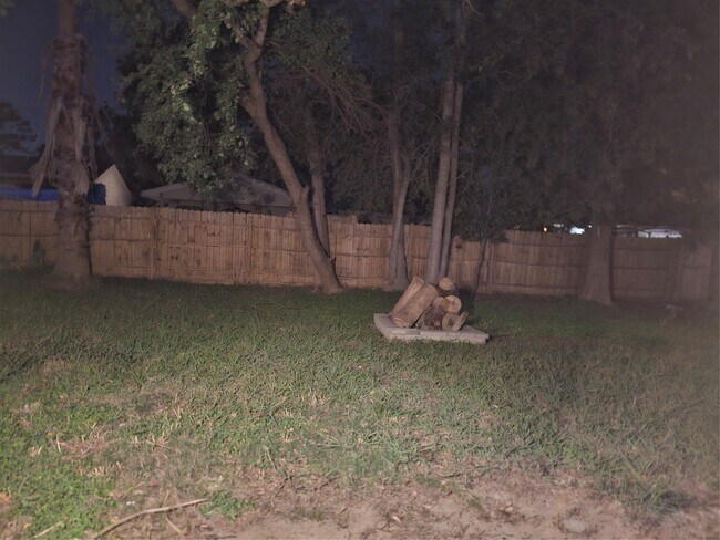 Photo - 4011 Alshire Dr