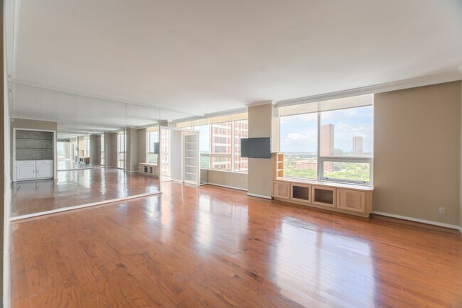 Photo - 5100 San Felipe St Unit 253