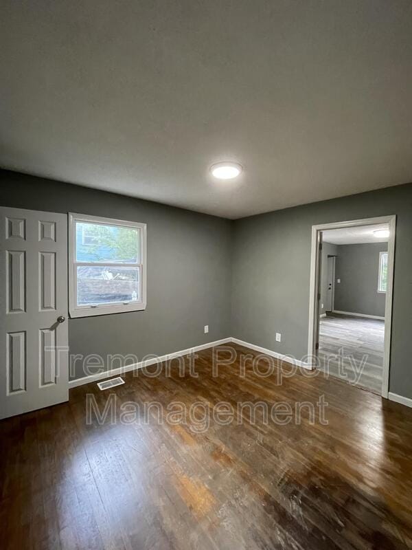 Photo - 5216 Fagan St