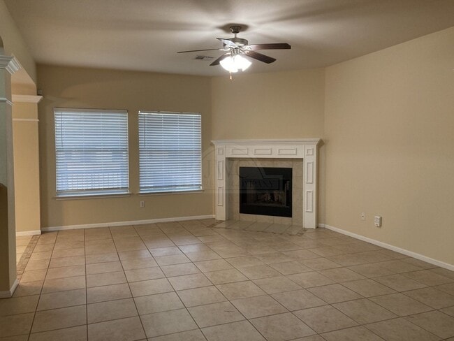 Photo - 6205 Nessy Dr