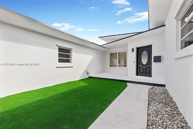 Photo - 7525 Adventure Ave