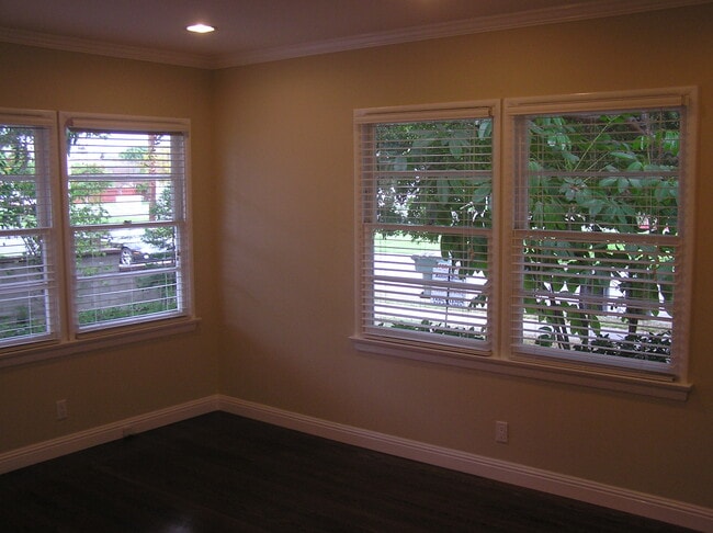 Photo - 3909 W Chandler Blvd