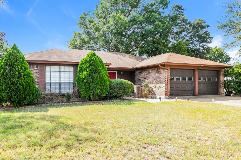 Photo - 517 Daniels Dr