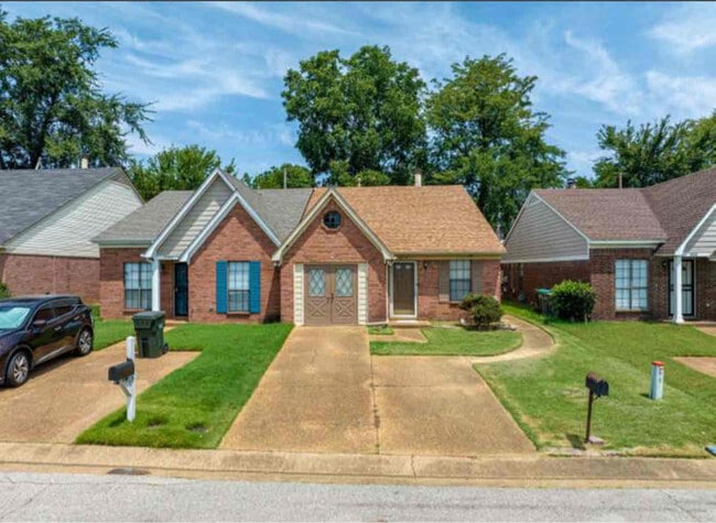 Photo - 5844 Ashridge Pl