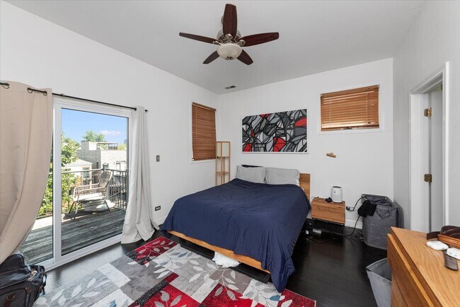 Photo - 1826 W Rice St Unidad 4