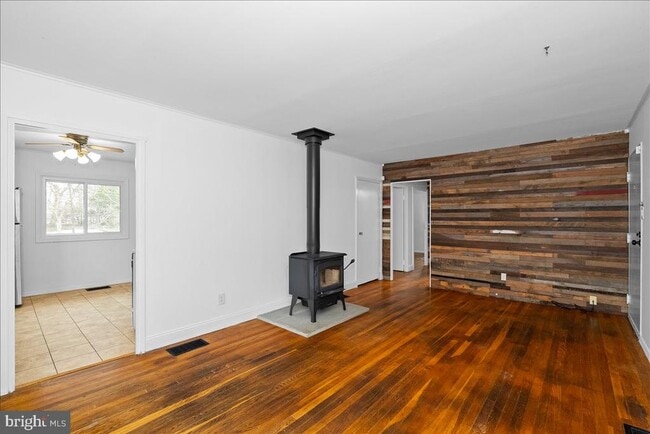 Photo - 6451 Maplewood Dr