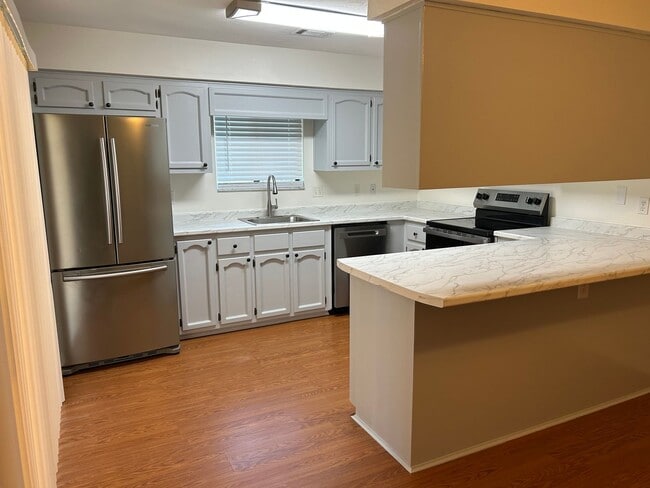 Photo - 3219 Thomasville Rd