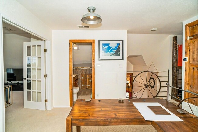 Photo - 126 Gregory Dr