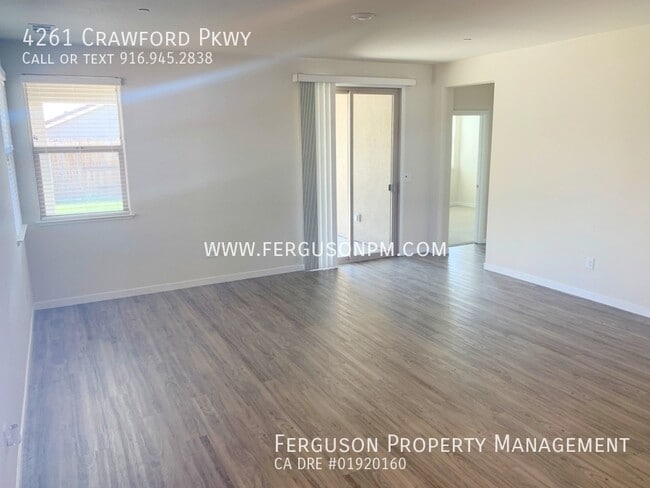 Photo - 4261 Crawford Pkwy