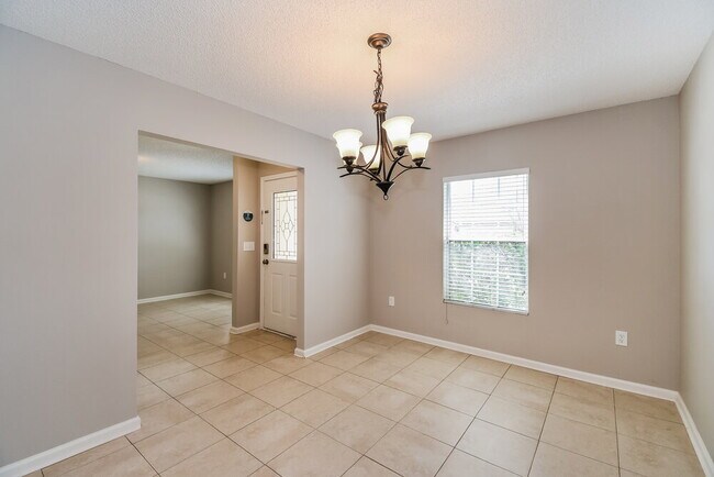 Photo - 2625 Fox Creek Dr