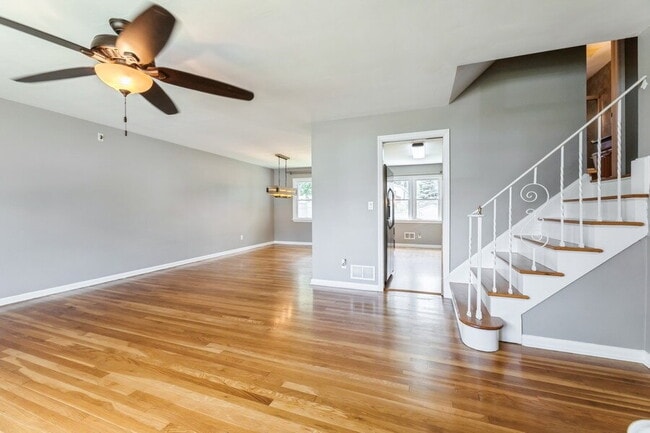 Bergenfield NJ Split Level Spacious Single Family home