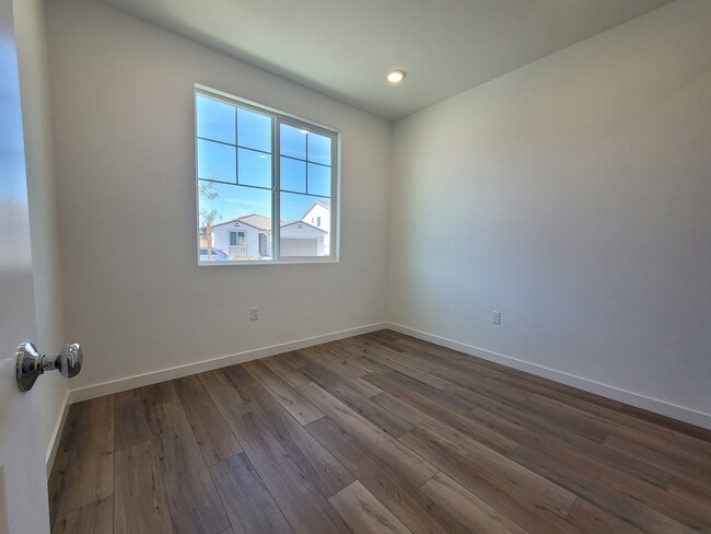 Photo - 722 Rosazzo Ln