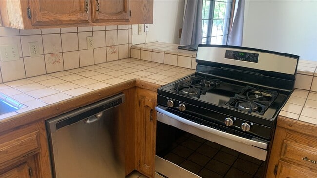 Photo - 5892 Parkhill Rd
