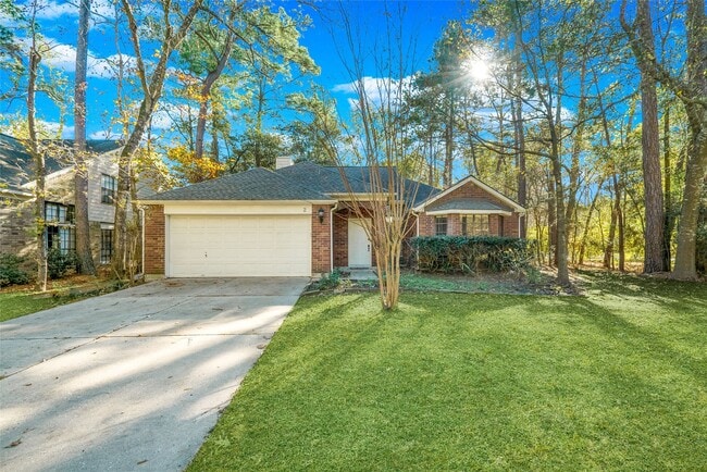 Building Photo - 2 Village Knoll Pl
