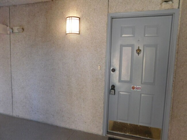 Photo - Remodeled 2 Bedroom 2 Bath Condo Over Looking Broad Creek