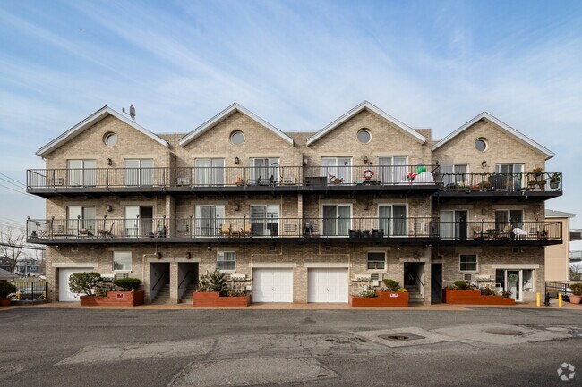 Photo - Pennyfield Estates