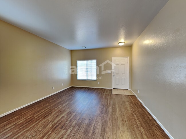 Photo - 11760 W Flanagan St