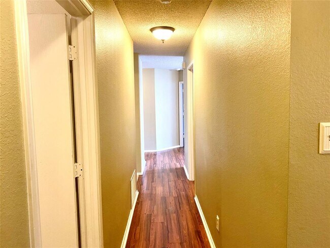 Photo - 1416 Lonesome Dove Trail