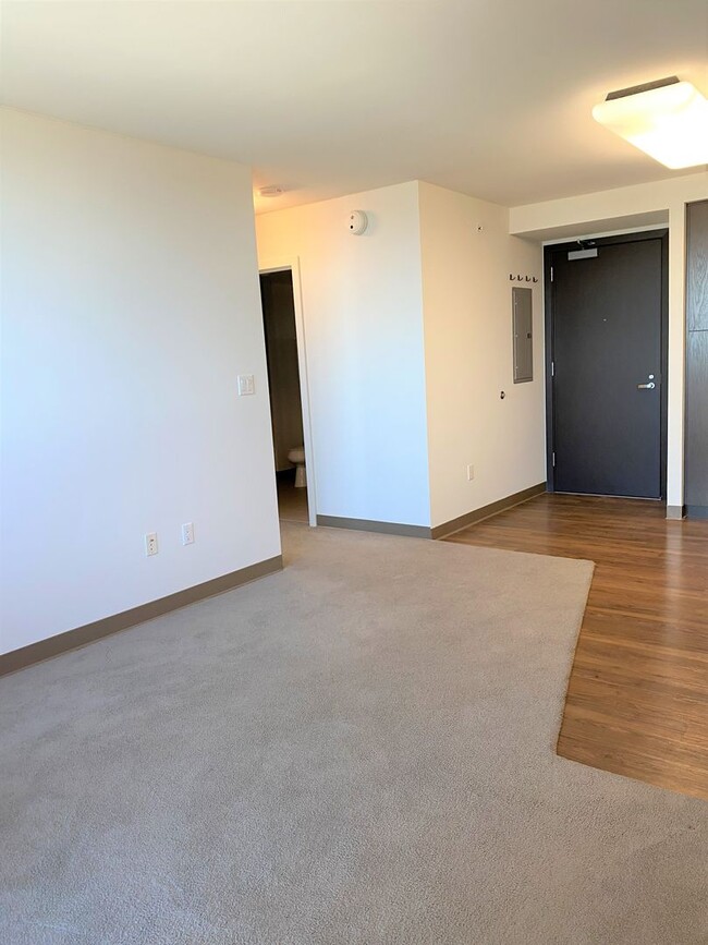 Photo - Ke Kilohana - Move in ready 1/1/1 Unit 1911