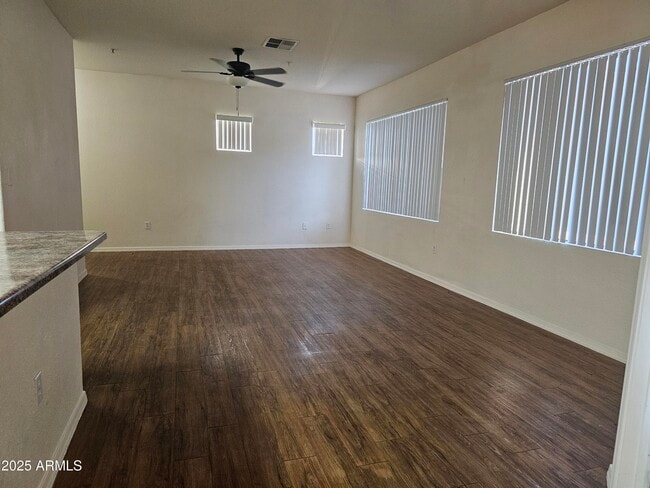 Photo - 18416 N Cave Creek Rd Unidad 1011