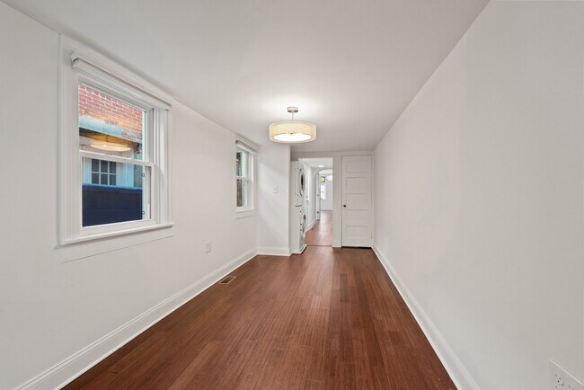 Photo - 312 S Exeter St