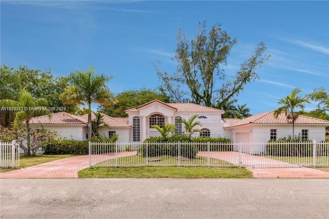 Photo - 18420 SW 77th Ct Casa