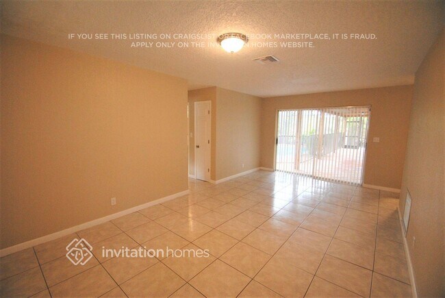 Photo - 291 NW 42nd Ave