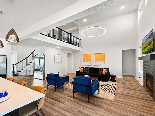 Photo - 1308 Redbrick Ln