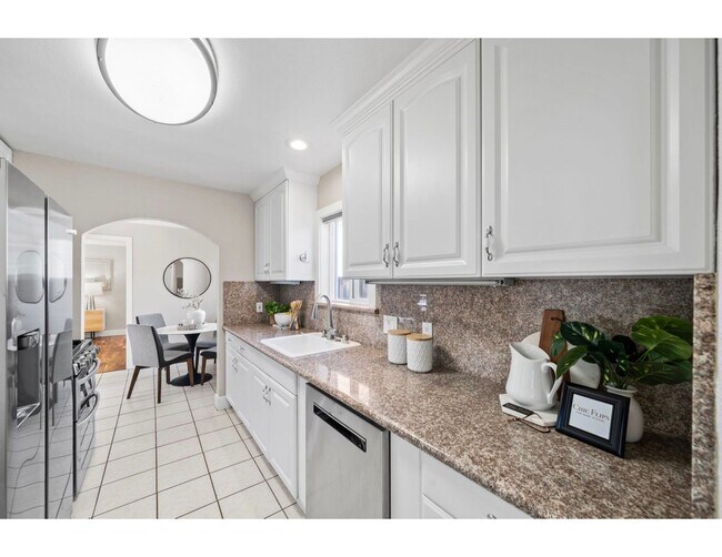 Photo - 674 E Julian St Unidad 674 E Julian St #A