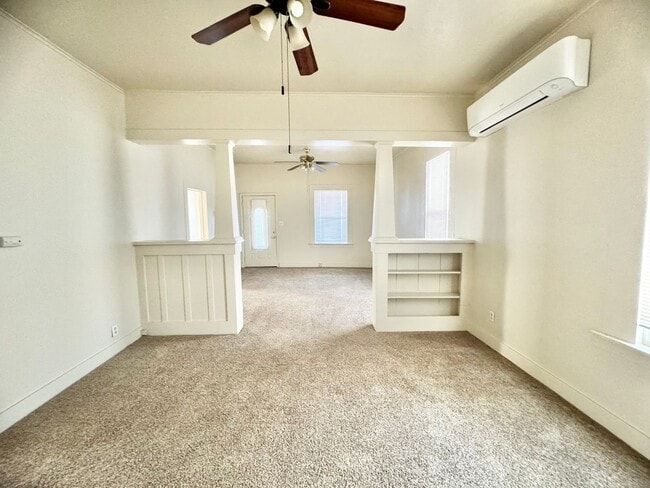 Photo - **Reserve NOW for Summer 2026** - 2 Bed, 1 Bath HOUSE with BONUS ROOM/Office