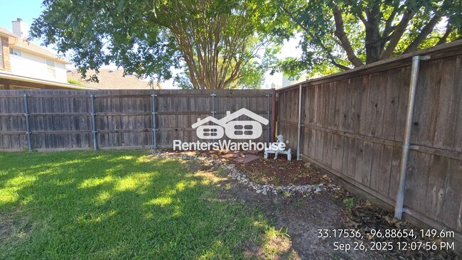 Photo - 2600 Redcedar Dr