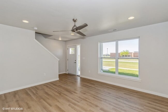 Photo - 2231 Saint Andrews Dr