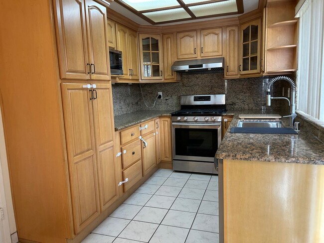 Photo - Beautiful 3 Bedroom 2 Bath Home, Private Yard, 2 car attached garage