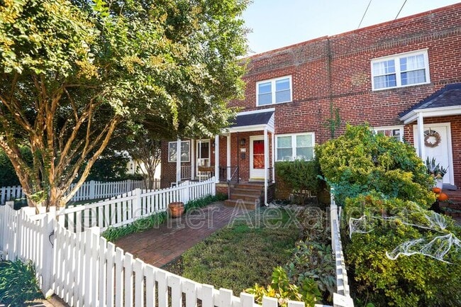 Photo - 511 E Windsor Ave