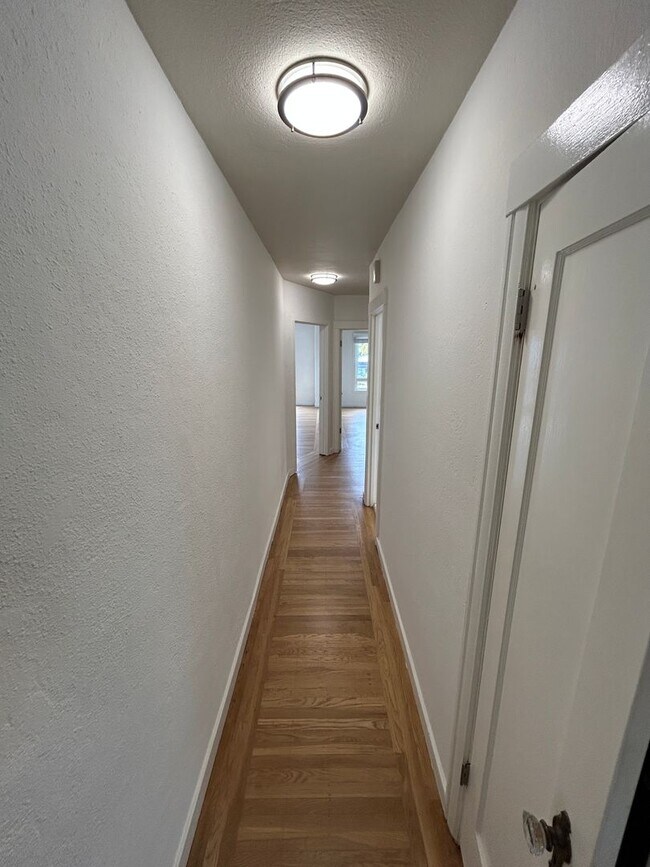 Photo - 143 South Blvd Unit 143