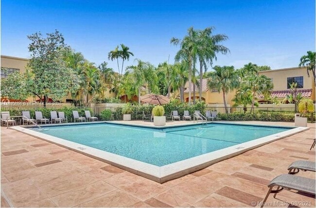 Photo - 20937 Bay Ct