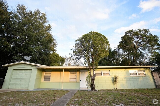 Building Photo - Charming 3-Bedroom Home Near Downtown Orla...