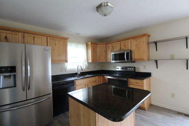 Photo - 1311 Stonechris Dr