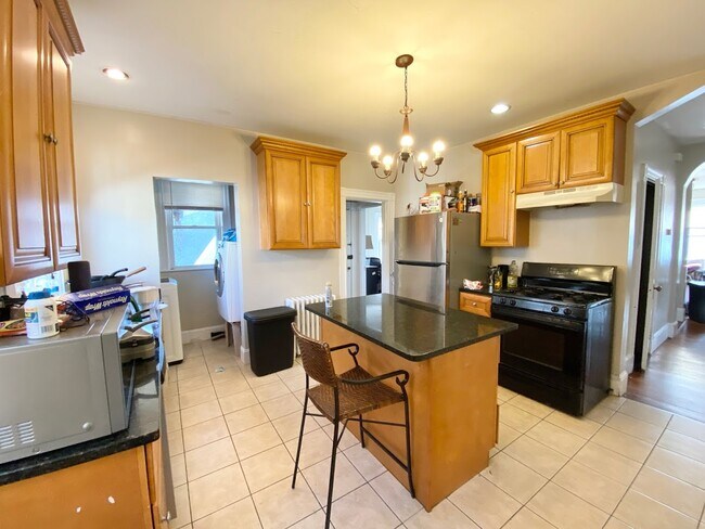 45 Cherokee St Unit 3