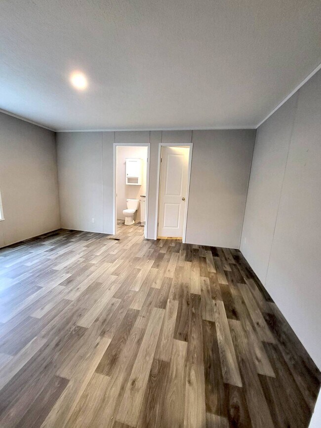 Photo - 1861 Abels St