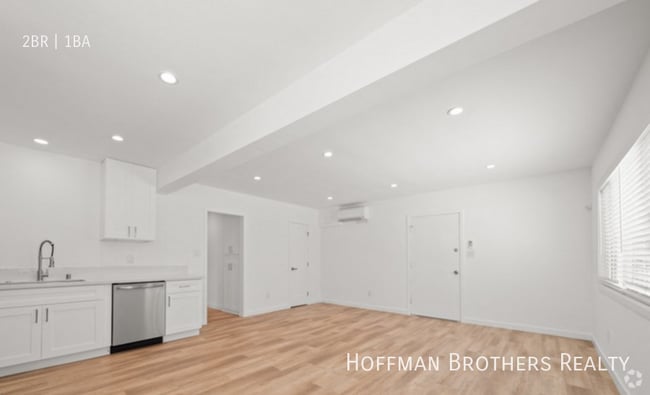 Building Photo - 5301 Lorna St Unit A Rental