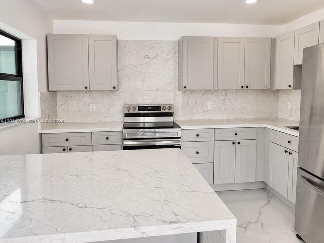 Photo - 3435 SW 91 Ave Unidad 0