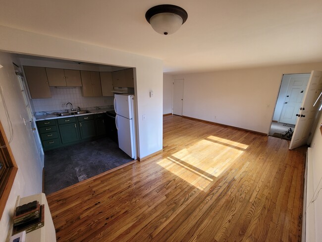 Photo - 5834 Balsam Rd Unit 3