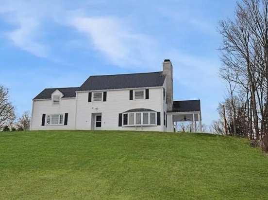 Photo - 44 Curran Rd