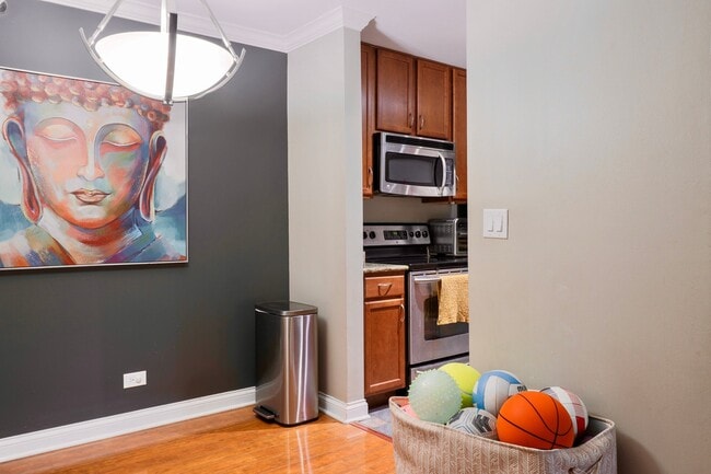 Photo - 129 Glengarry Dr