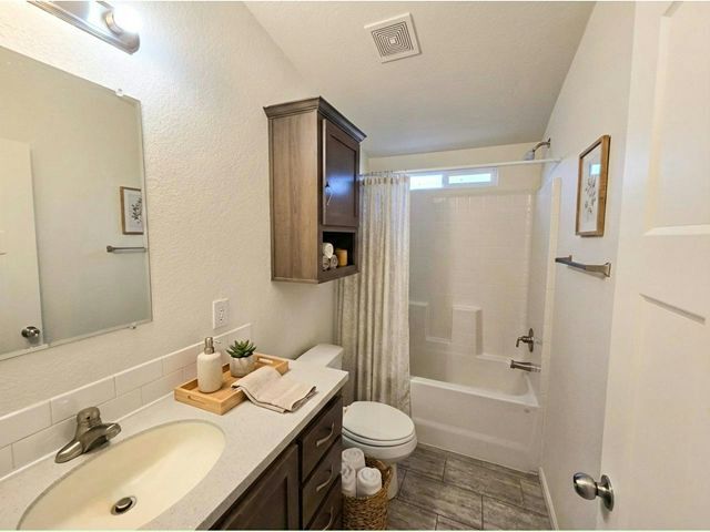 Photo - 3825 N Nellis Blvd